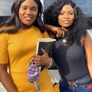 Meet your Posher, Rebeca